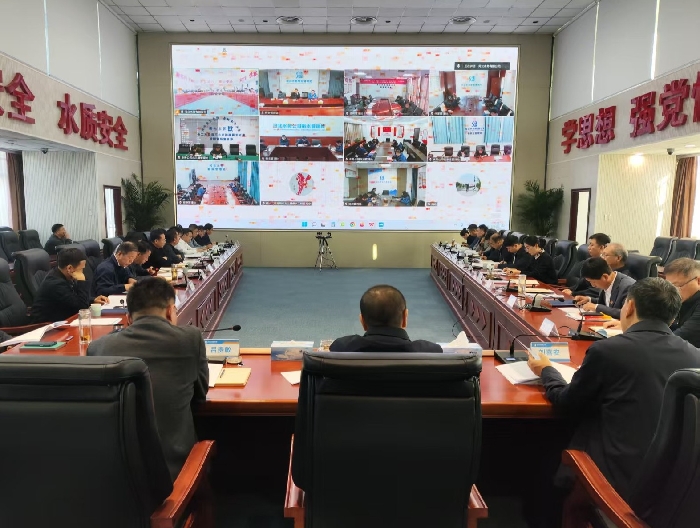 1764475444115049508.jpg 中心组(扩大)学习会议配图_副本.jpg